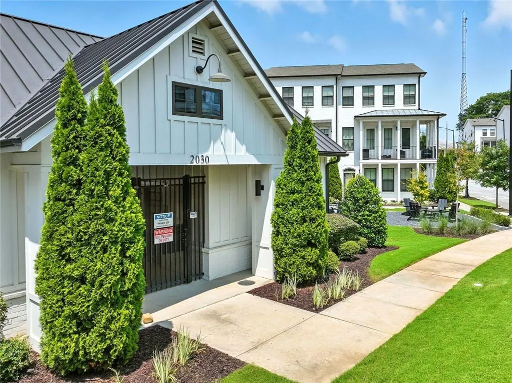 618 Morning Glory Place Ne, Atlanta, Georgia 30324, 4 Bedrooms Bedrooms, ,3 BathroomsBathrooms,Residential,For Sale,618 Morning Glory Place Ne,7636419