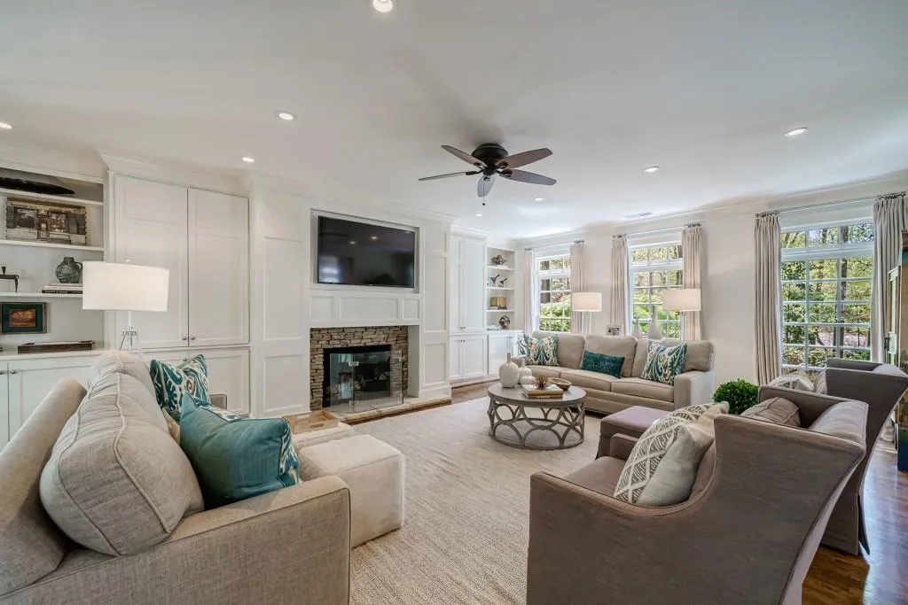 4655 Jett Road, Sandy Springs, Georgia 30327, 6 Bedrooms Bedrooms, ,6 BathroomsBathrooms,Residential,Sold,4655 Jett Road,7034880