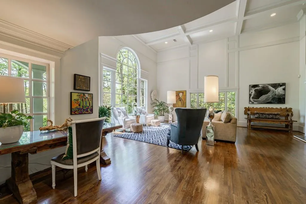 4655 Jett Road, Sandy Springs, Georgia 30327, 6 Bedrooms Bedrooms, ,6 BathroomsBathrooms,Residential,Sold,4655 Jett Road,7034880