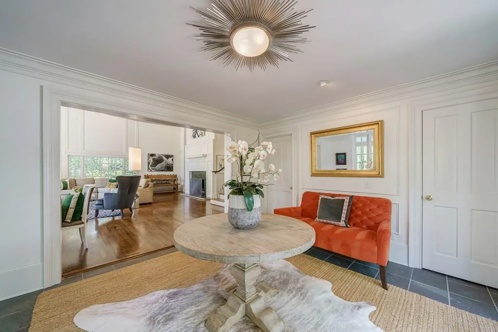 4655 Jett Road, Sandy Springs, Georgia 30327, 6 Bedrooms Bedrooms, ,6 BathroomsBathrooms,Residential,Sold,4655 Jett Road,7034880