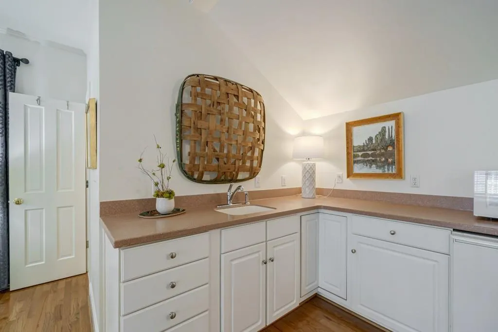 4655 Jett Road, Sandy Springs, Georgia 30327, 6 Bedrooms Bedrooms, ,6 BathroomsBathrooms,Residential,Sold,4655 Jett Road,7034880