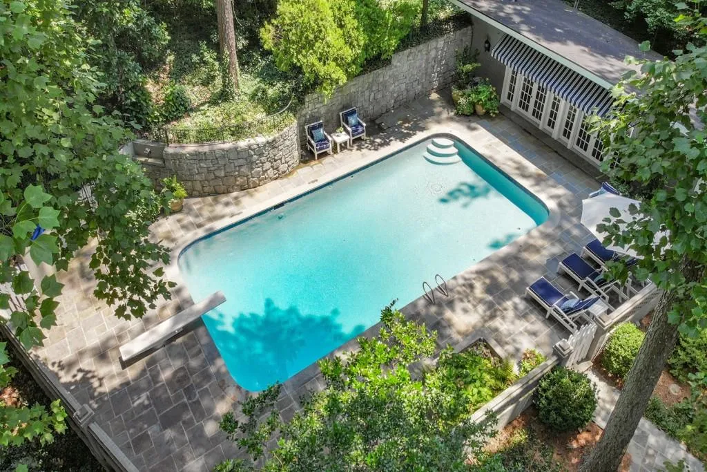4655 Jett Road, Sandy Springs, Georgia 30327, 6 Bedrooms Bedrooms, ,6 BathroomsBathrooms,Residential,Sold,4655 Jett Road,7034880