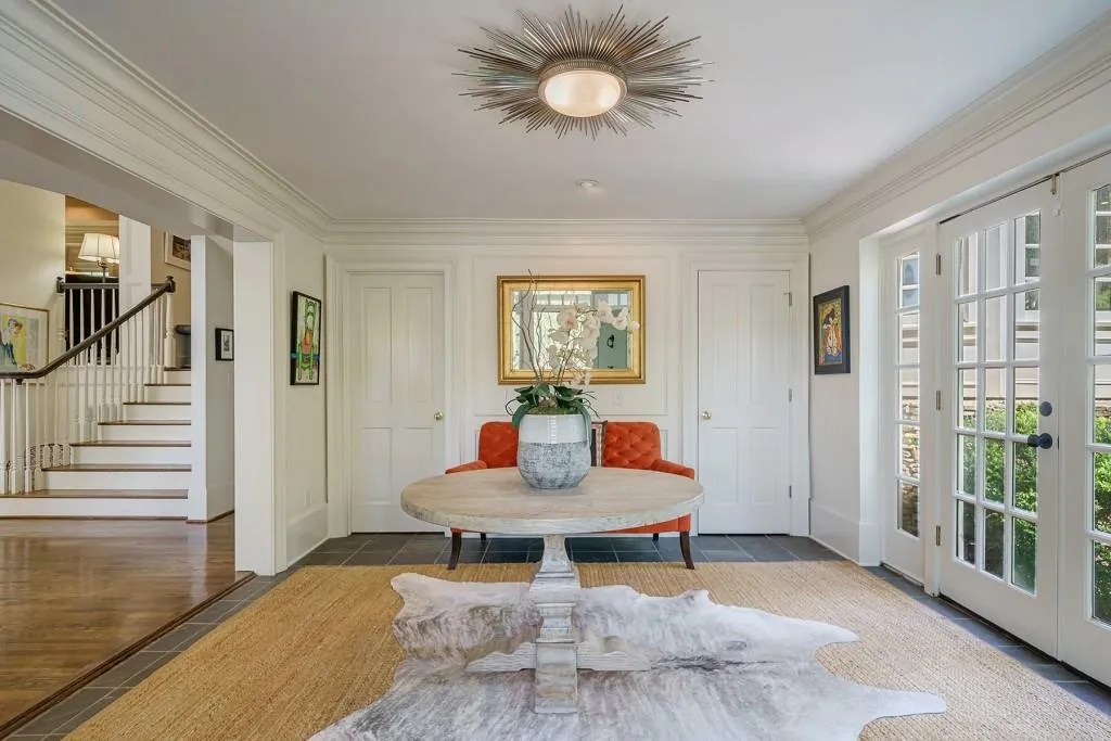 4655 Jett Road, Sandy Springs, Georgia 30327, 6 Bedrooms Bedrooms, ,6 BathroomsBathrooms,Residential,Sold,4655 Jett Road,7034880