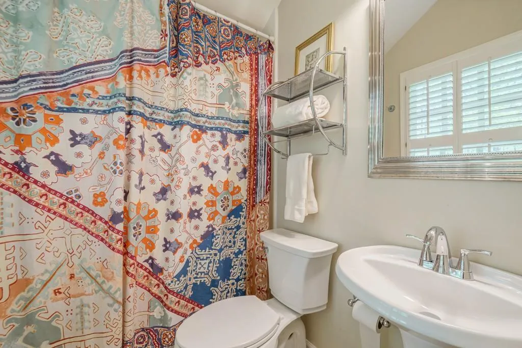 4655 Jett Road, Sandy Springs, Georgia 30327, 6 Bedrooms Bedrooms, ,6 BathroomsBathrooms,Residential,Sold,4655 Jett Road,7034880