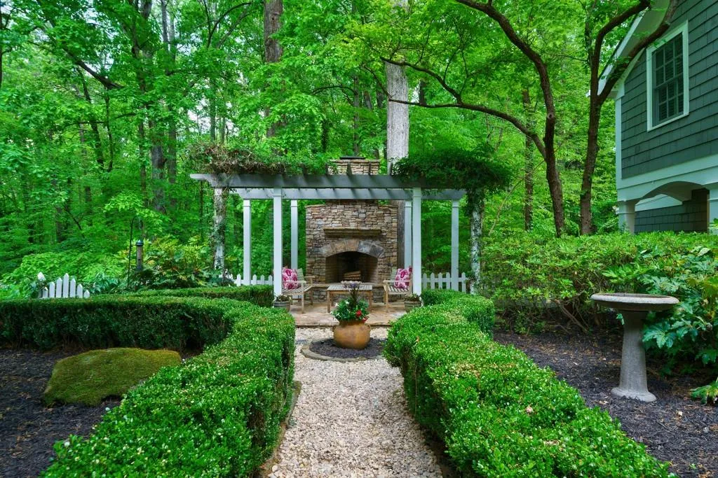 4655 Jett Road, Sandy Springs, Georgia 30327, 6 Bedrooms Bedrooms, ,6 BathroomsBathrooms,Residential,Sold,4655 Jett Road,7034880