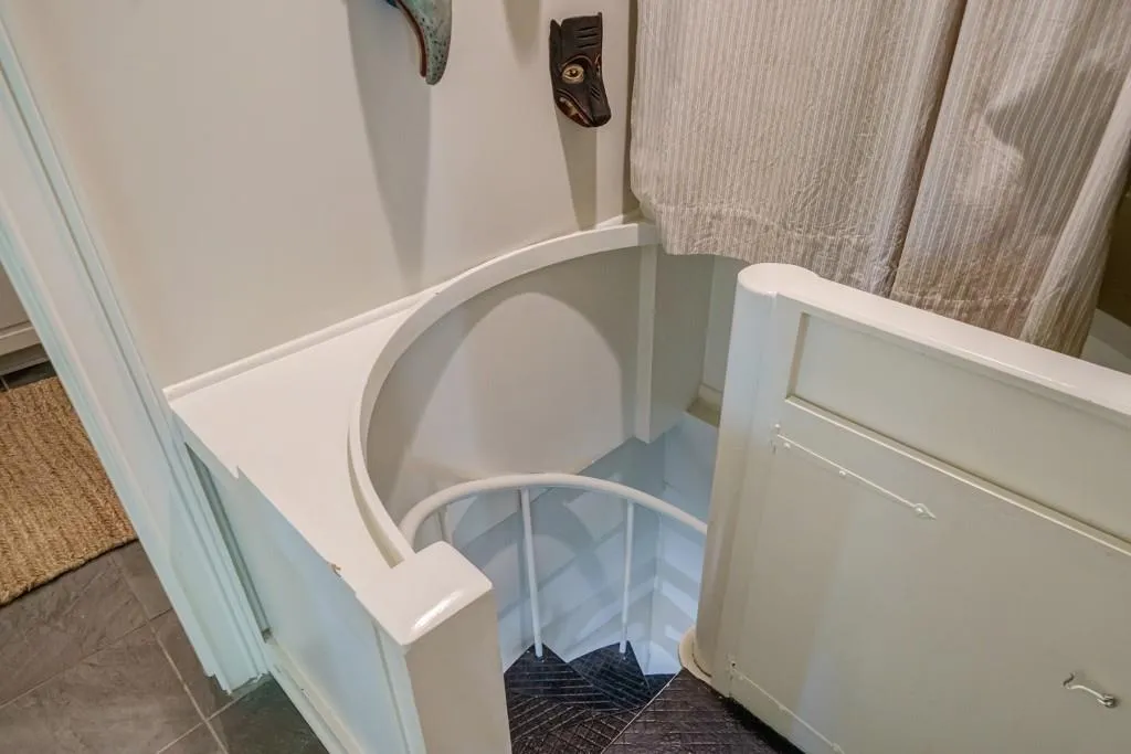 4655 Jett Road, Sandy Springs, Georgia 30327, 6 Bedrooms Bedrooms, ,6 BathroomsBathrooms,Residential,Sold,4655 Jett Road,7034880