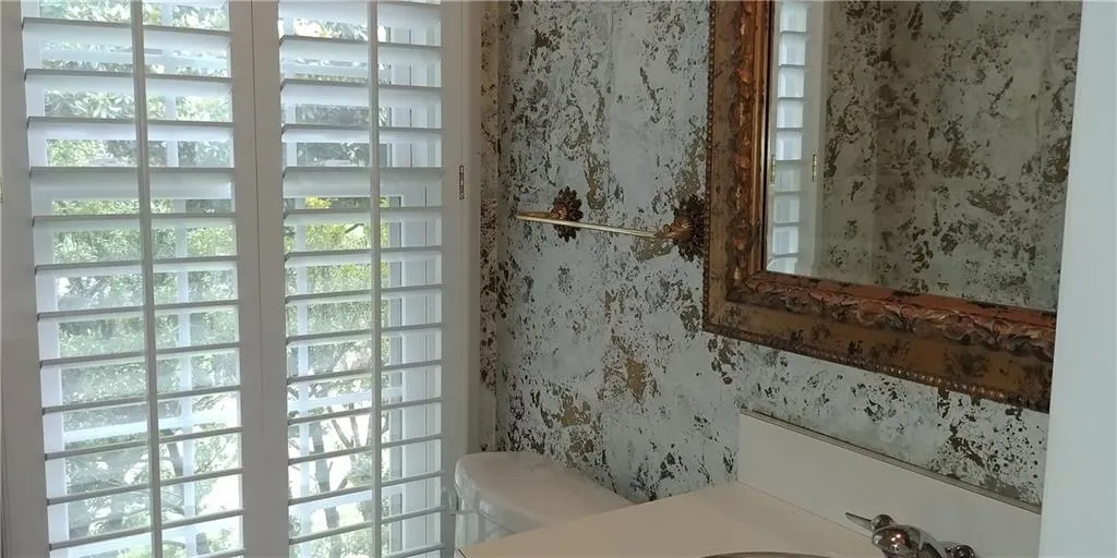 680 Glenairy Drive, Sandy Springs, Georgia 30328, 4 Bedrooms Bedrooms, ,3 BathroomsBathrooms,Residential,Sold,680 Glenairy Drive,5864178