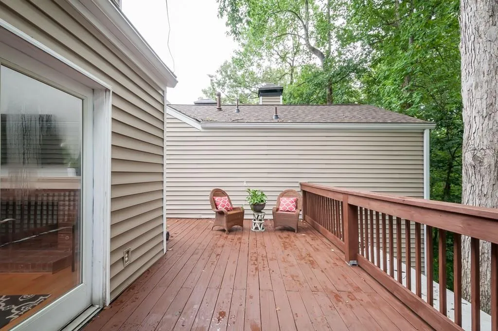 27 Dunwoody Springs Drive Unit 27, Sandy Springs, Georgia 30328, 2 Bedrooms Bedrooms, ,2 BathroomsBathrooms,Residential,Sold,27 Dunwoody Springs Drive Unit 27,5740817