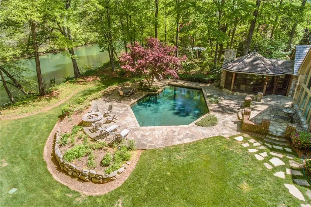 425 Rivertrail Court, Atlanta, Georgia 30350, 4 Bedrooms Bedrooms, ,4 BathroomsBathrooms,Residential,Sold,425 Rivertrail Court,6026541