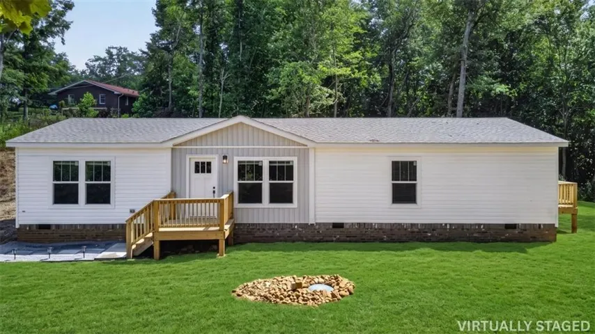 758 Upper Burris Road, Canton, Georgia 30114