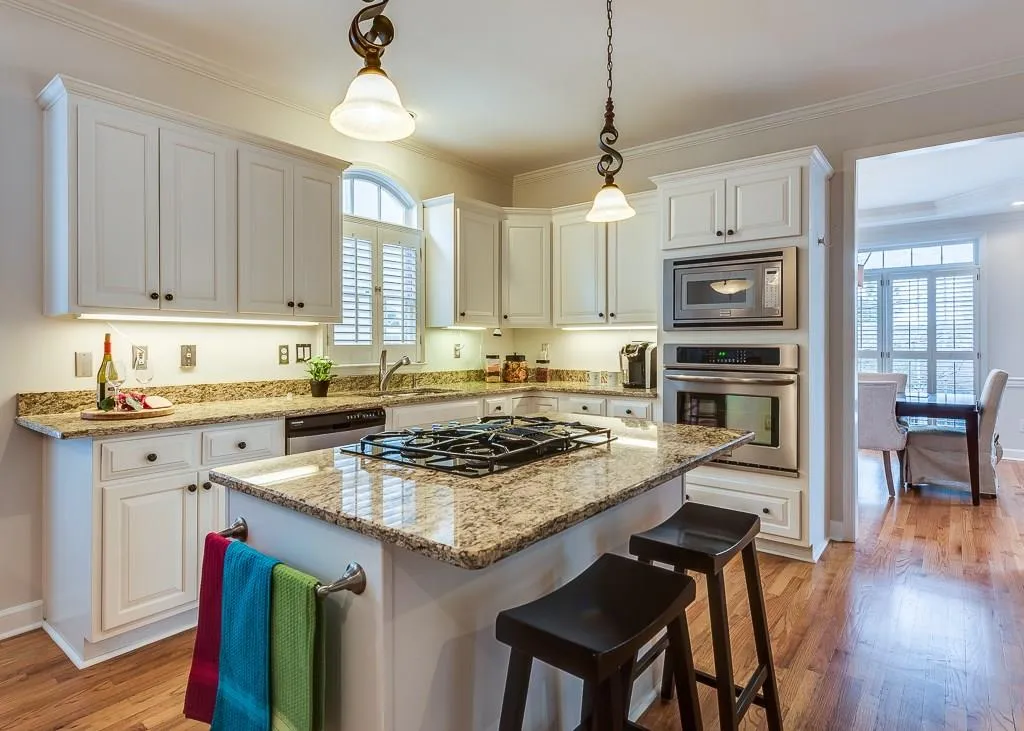 5715 Cameron Hall Place, Sandy Springs, Georgia 30328, 3 Bedrooms Bedrooms, ,2 BathroomsBathrooms,Residential,Sold,5715 Cameron Hall Place,5984699