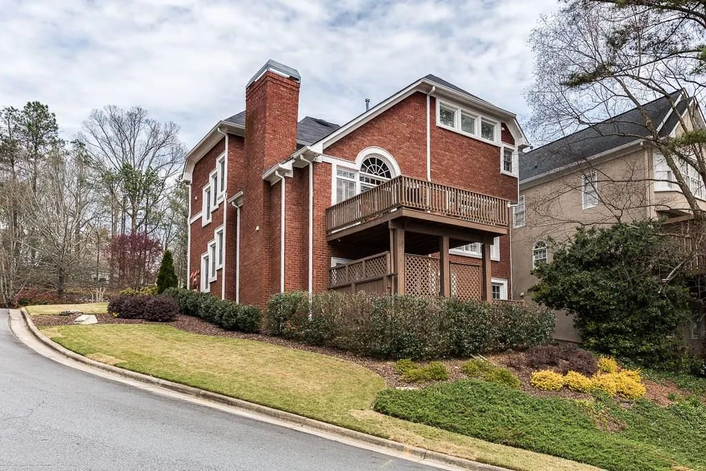 5715 Cameron Hall Place, Sandy Springs, Georgia 30328, 3 Bedrooms Bedrooms, ,2 BathroomsBathrooms,Residential,Sold,5715 Cameron Hall Place,5984699