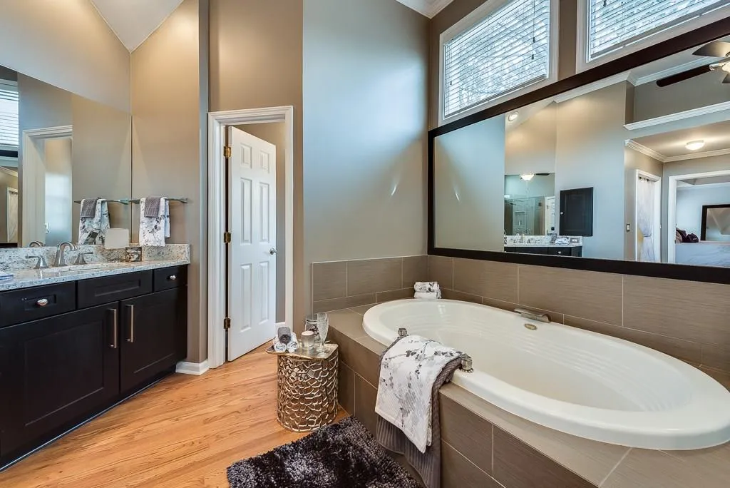 5715 Cameron Hall Place, Sandy Springs, Georgia 30328, 3 Bedrooms Bedrooms, ,2 BathroomsBathrooms,Residential,Sold,5715 Cameron Hall Place,5984699