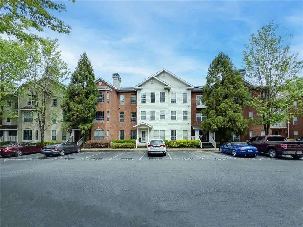 5641 Roswell Road Unit 108, Sandy Springs, Georgia 30342, 1 Bedroom Bedrooms, ,1 BathroomBathrooms,Residential,Sold,5641 Roswell Road Unit 108,7202919
