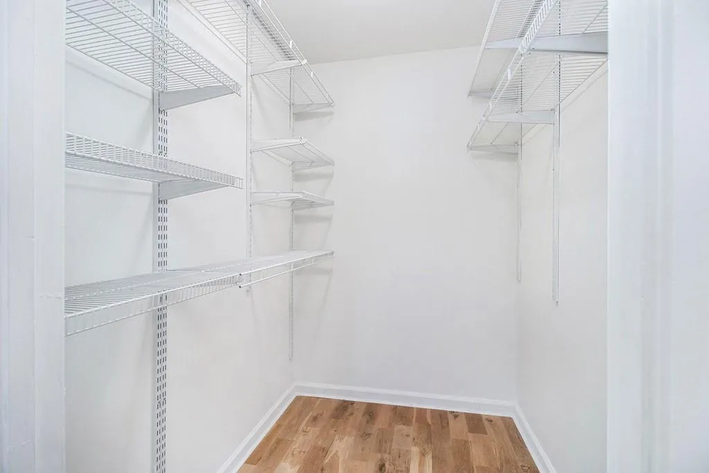 6520 Roswell Road Ne Unit 16, Atlanta, Georgia 30328, 2 Bedrooms Bedrooms, ,1 BathroomBathrooms,Residential,Sold,6520 Roswell Road Ne Unit 16,6815874