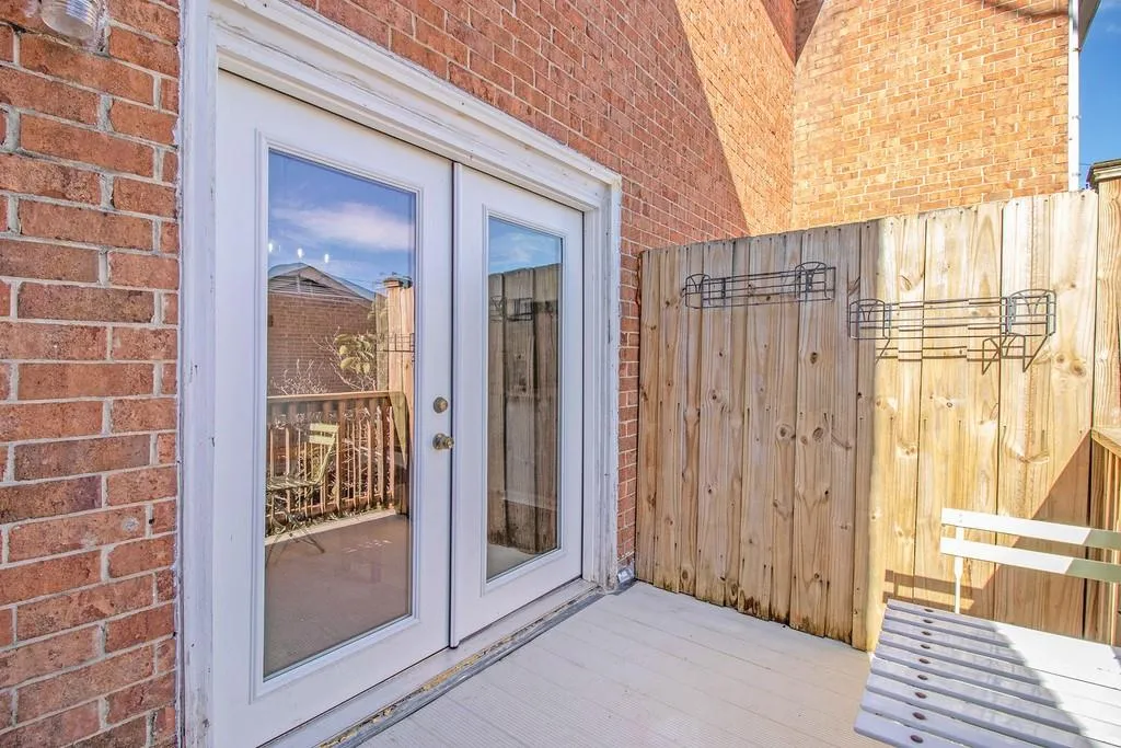 6520 Roswell Road Ne Unit 16, Atlanta, Georgia 30328, 2 Bedrooms Bedrooms, ,1 BathroomBathrooms,Residential,Sold,6520 Roswell Road Ne Unit 16,6815874