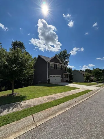 389 White Trillium Drive, Hoschton, Georgia 30548