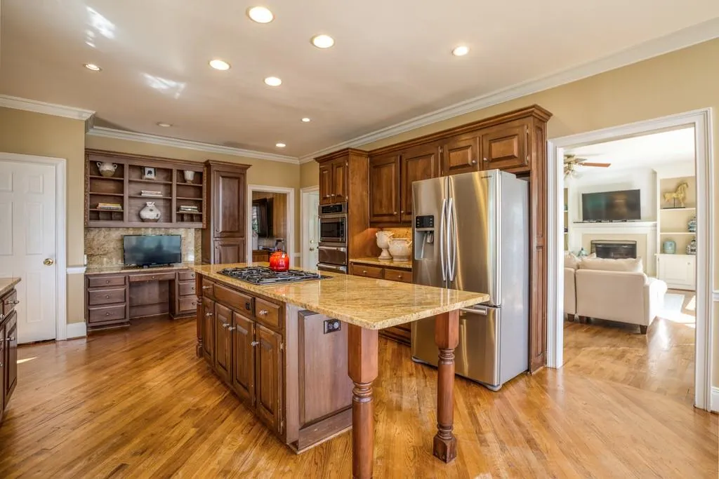 215 Walhalla Court, Atlanta, Georgia 30350, 5 Bedrooms Bedrooms, ,4 BathroomsBathrooms,Residential,Sold,215 Walhalla Court,6524829