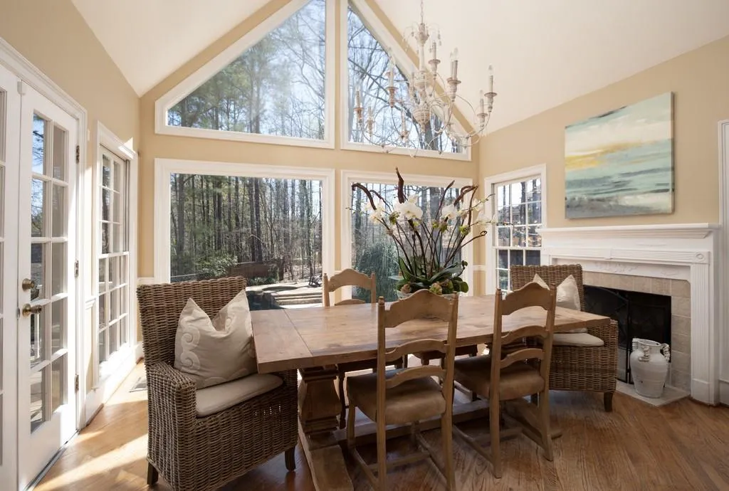 215 Walhalla Court, Atlanta, Georgia 30350, 5 Bedrooms Bedrooms, ,4 BathroomsBathrooms,Residential,Sold,215 Walhalla Court,6524829