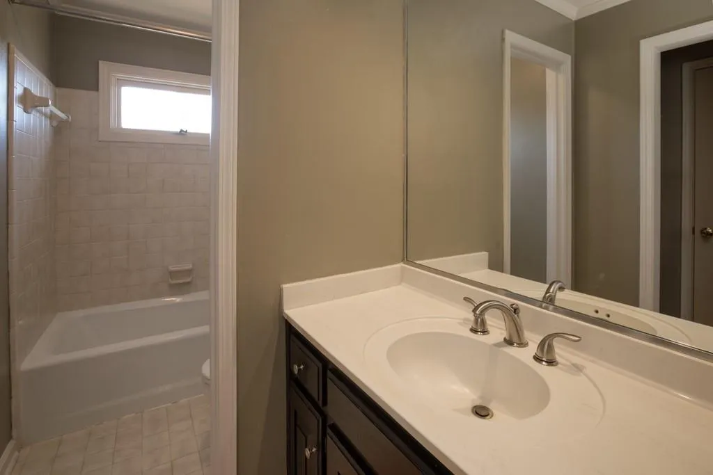 215 Walhalla Court, Atlanta, Georgia 30350, 5 Bedrooms Bedrooms, ,4 BathroomsBathrooms,Residential,Sold,215 Walhalla Court,6524829