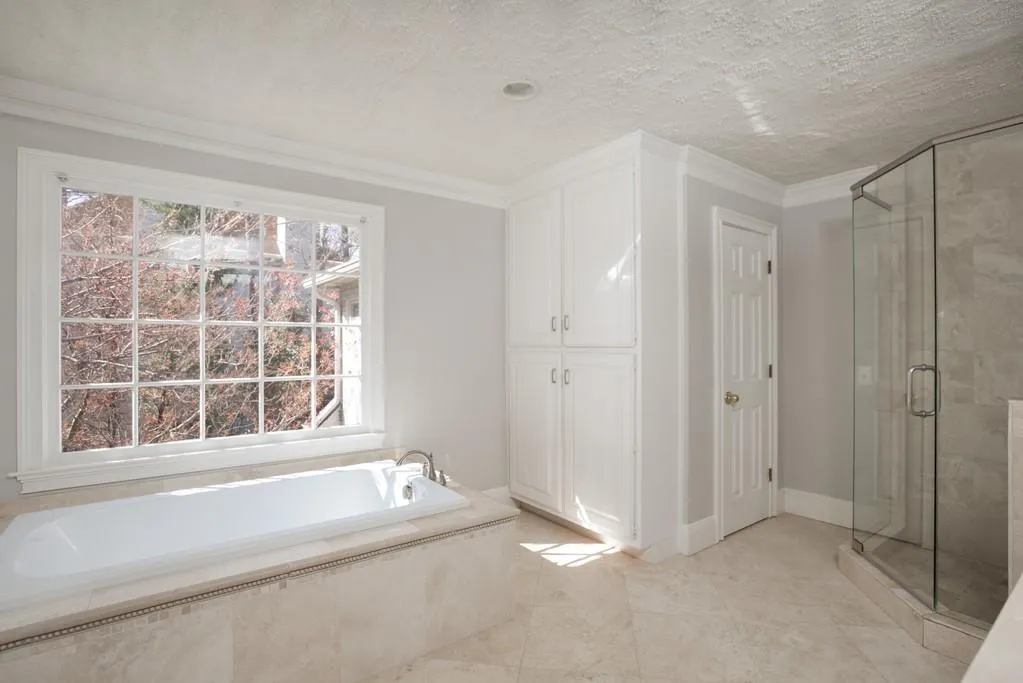 215 Walhalla Court, Atlanta, Georgia 30350, 5 Bedrooms Bedrooms, ,4 BathroomsBathrooms,Residential,Sold,215 Walhalla Court,6524829