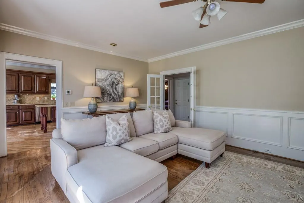 215 Walhalla Court, Atlanta, Georgia 30350, 5 Bedrooms Bedrooms, ,4 BathroomsBathrooms,Residential,Sold,215 Walhalla Court,6524829