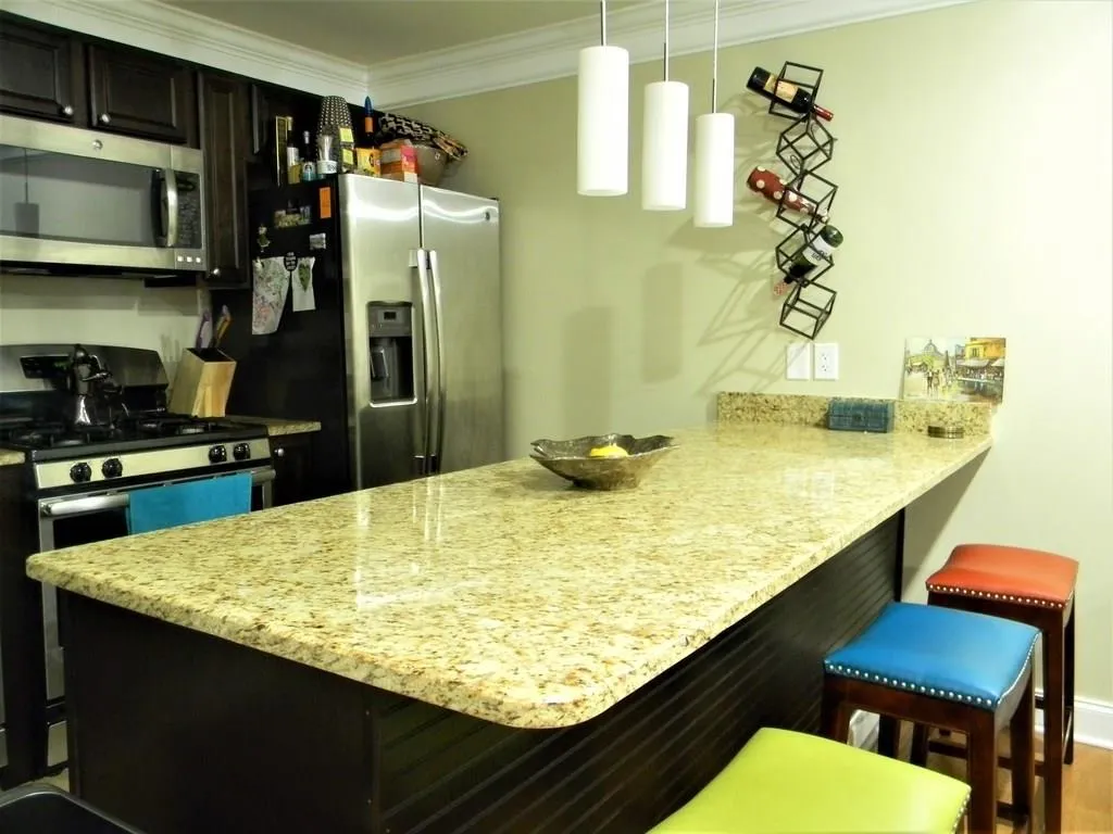 6980 Roswell Road Unit L2, Atlanta, Georgia 30328, 1 Bedroom Bedrooms, ,1 BathroomBathrooms,Residential,Sold,6980 Roswell Road Unit L2,6039108