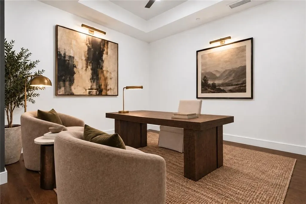 Den/ 3rd bedroom