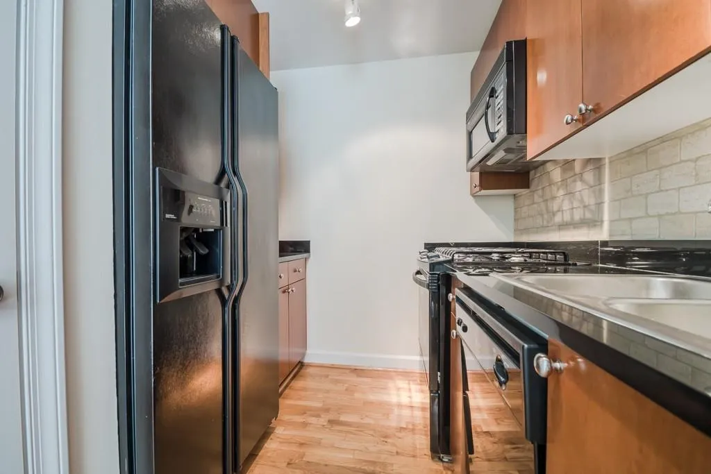 2626 Peachtree Road Nw Unit 413, Atlanta, Georgia 30305, 1 Bedroom Bedrooms, ,1 BathroomBathrooms,Residential,Sold,2626 Peachtree Road Nw Unit 413,5854714
