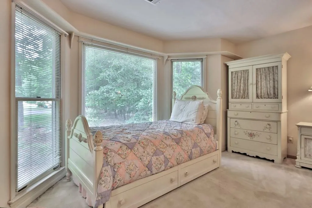 90 Cliffcreek Trc Trace, Sandy Springs, Georgia 30350, 5 Bedrooms Bedrooms, ,4 BathroomsBathrooms,Residential,Sold,90 Cliffcreek Trc Trace,6726313