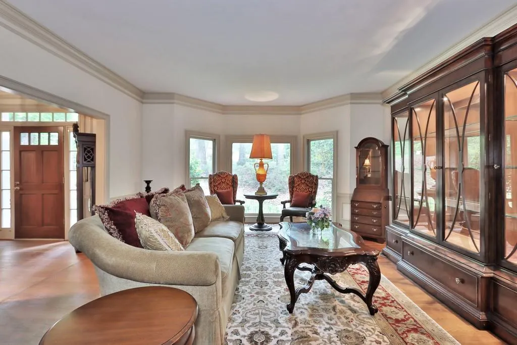 90 Cliffcreek Trc Trace, Sandy Springs, Georgia 30350, 5 Bedrooms Bedrooms, ,4 BathroomsBathrooms,Residential,Sold,90 Cliffcreek Trc Trace,6726313