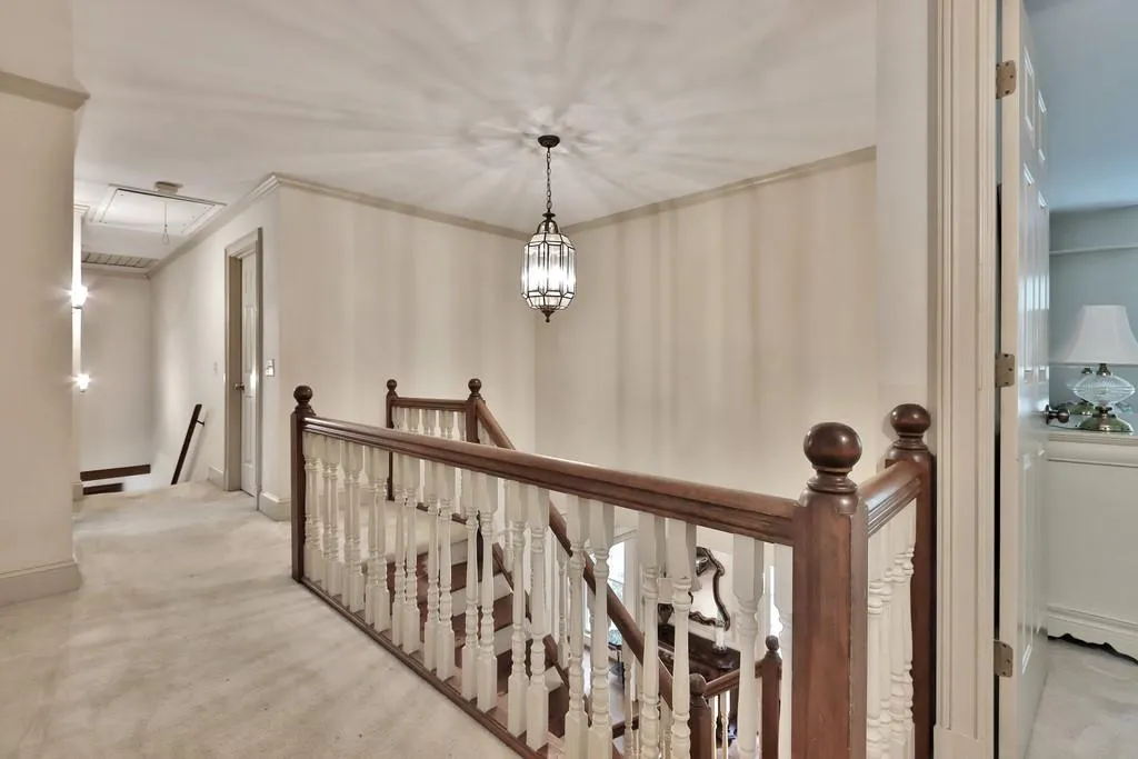 90 Cliffcreek Trc Trace, Sandy Springs, Georgia 30350, 5 Bedrooms Bedrooms, ,4 BathroomsBathrooms,Residential,Sold,90 Cliffcreek Trc Trace,6726313