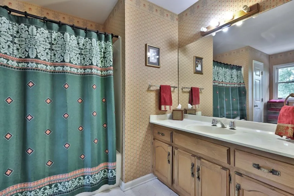 90 Cliffcreek Trc Trace, Sandy Springs, Georgia 30350, 5 Bedrooms Bedrooms, ,4 BathroomsBathrooms,Residential,Sold,90 Cliffcreek Trc Trace,6726313