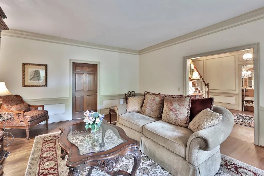 90 Cliffcreek Trc Trace, Sandy Springs, Georgia 30350, 5 Bedrooms Bedrooms, ,4 BathroomsBathrooms,Residential,Sold,90 Cliffcreek Trc Trace,6726313