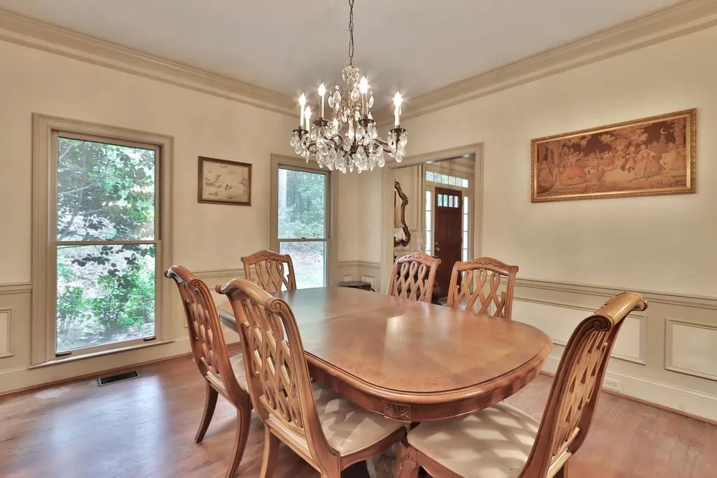 90 Cliffcreek Trc Trace, Sandy Springs, Georgia 30350, 5 Bedrooms Bedrooms, ,4 BathroomsBathrooms,Residential,Sold,90 Cliffcreek Trc Trace,6726313