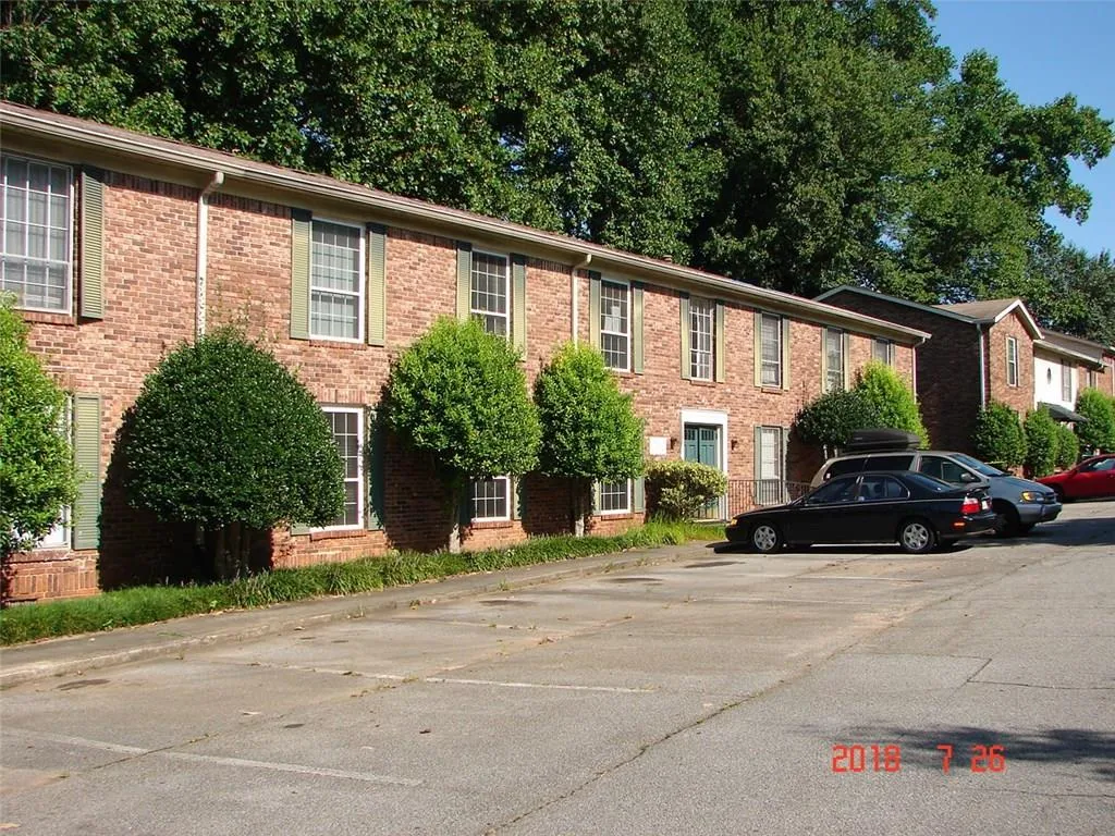 5535 Kingsport Drive, Atlanta, Georgia 30342, 3 Bedrooms Bedrooms, ,2 BathroomsBathrooms,Residential,Sold,5535 Kingsport Drive,6049996