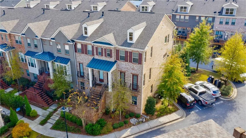 302 Alderwood Lane, Atlanta, Georgia 30328, 3 Bedrooms Bedrooms, ,3 BathroomsBathrooms,Residential,Sold,302 Alderwood Lane,6086467
