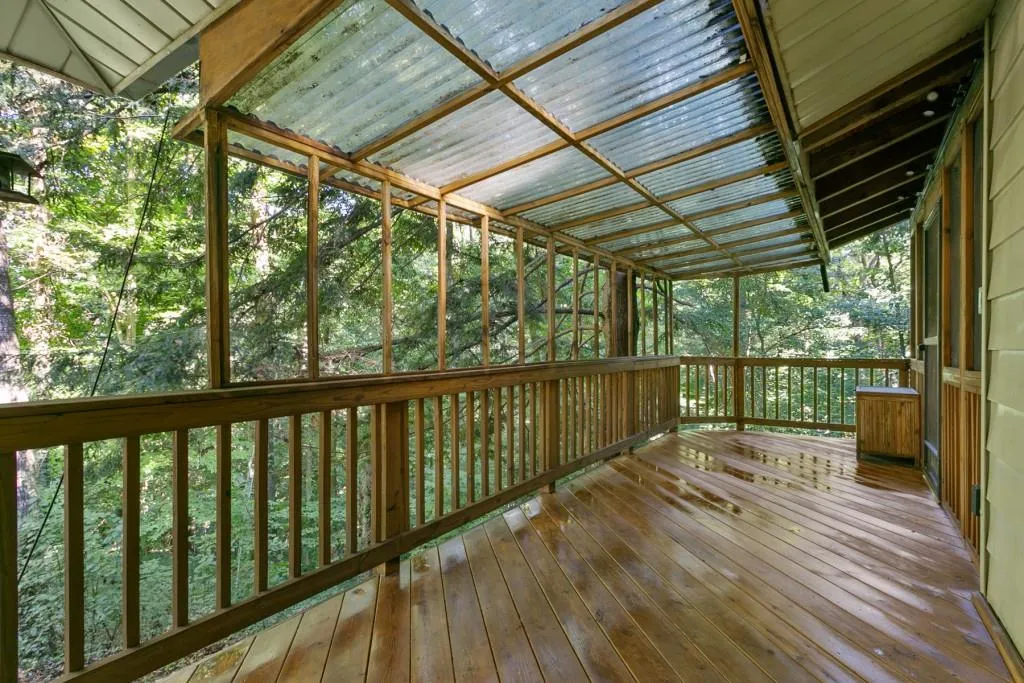 755 Mount Paran Road, Sandy Springs, Georgia 30327, 3 Bedrooms Bedrooms, ,2 BathroomsBathrooms,Residential,Sold,755 Mount Paran Road,6950587