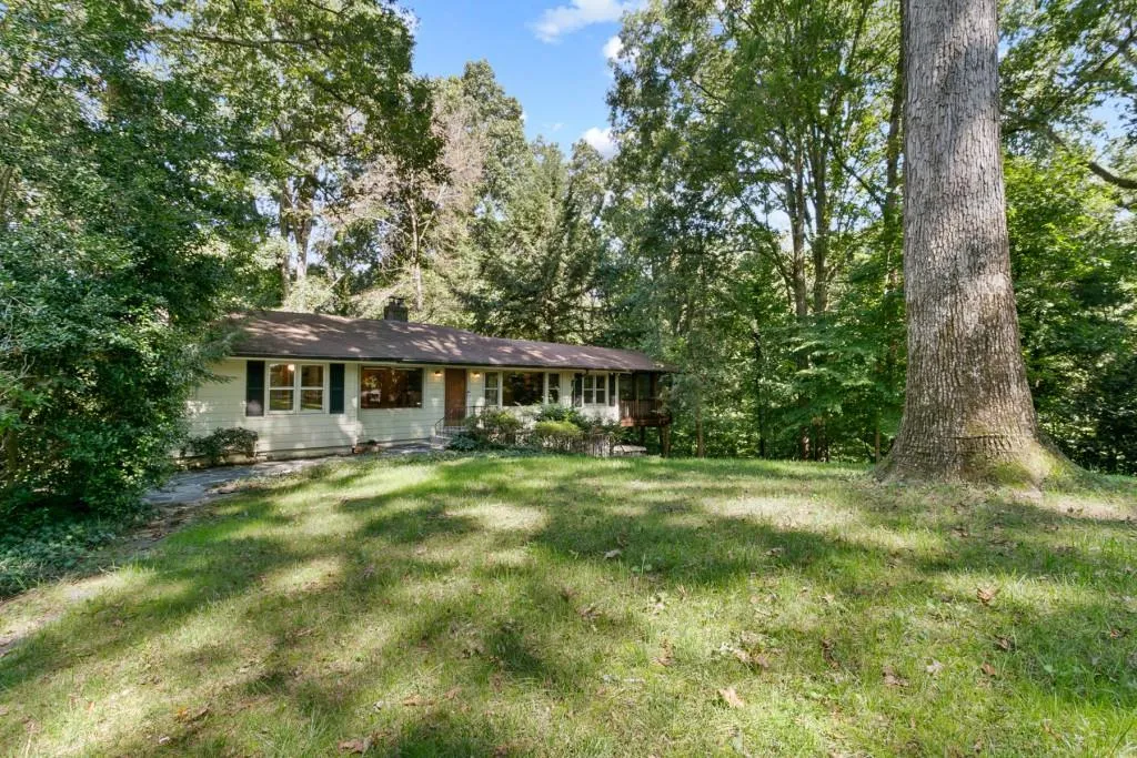 755 Mount Paran Road, Sandy Springs, Georgia 30327, 3 Bedrooms Bedrooms, ,2 BathroomsBathrooms,Residential,Sold,755 Mount Paran Road,6950587