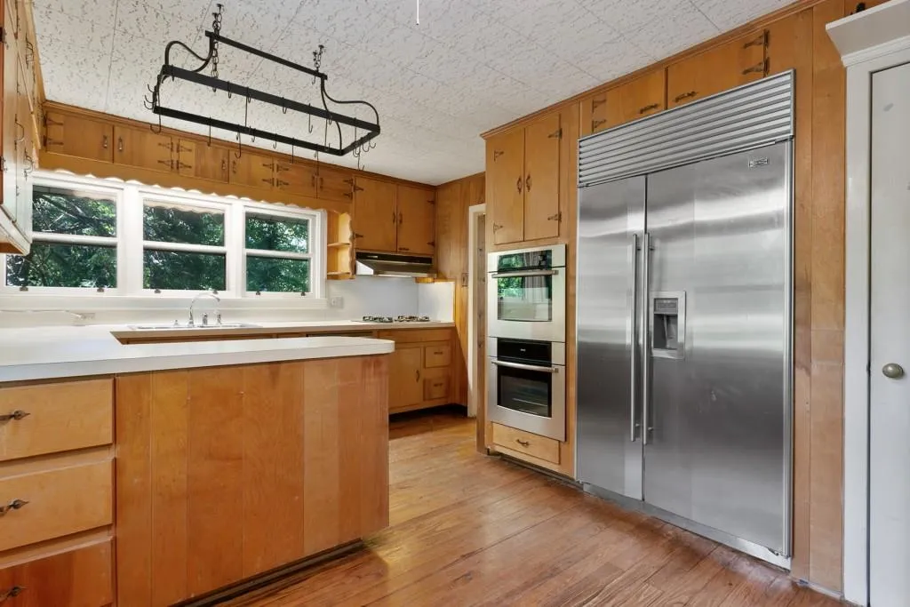 755 Mount Paran Road, Sandy Springs, Georgia 30327, 3 Bedrooms Bedrooms, ,2 BathroomsBathrooms,Residential,Sold,755 Mount Paran Road,6950587