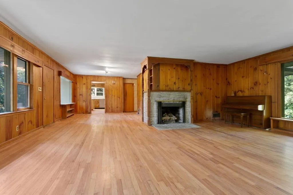 755 Mount Paran Road, Sandy Springs, Georgia 30327, 3 Bedrooms Bedrooms, ,2 BathroomsBathrooms,Residential,Sold,755 Mount Paran Road,6950587
