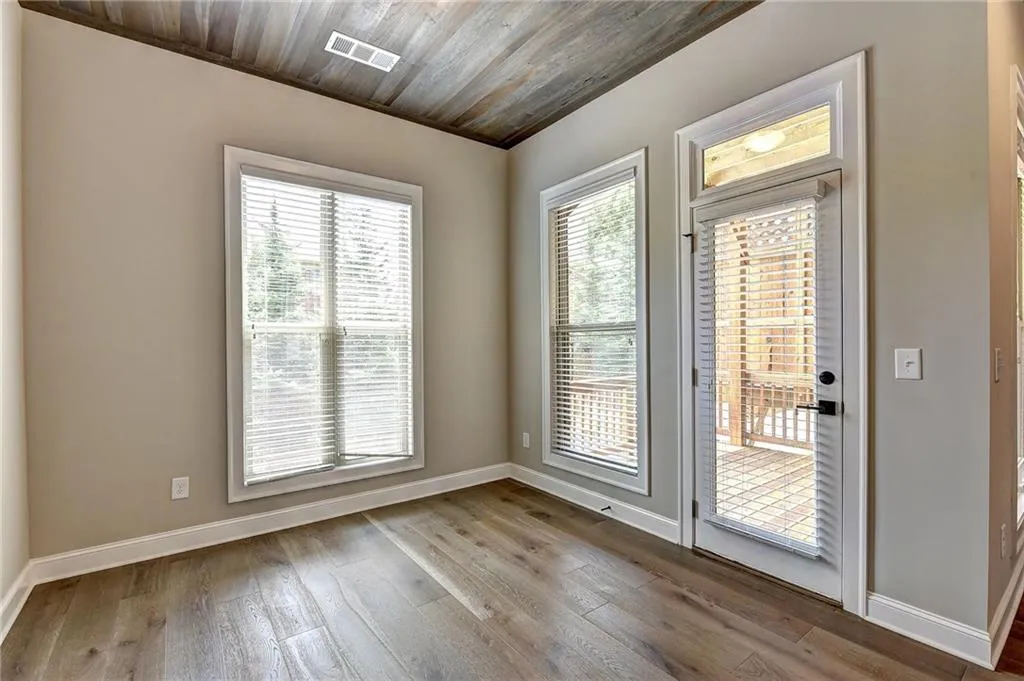 4327 Parkside Place, Atlanta, Georgia 30342, 3 Bedrooms Bedrooms, ,3 BathroomsBathrooms,Residential,Sold,4327 Parkside Place,6502509