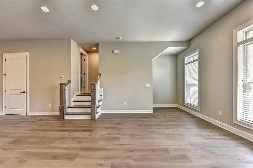 4327 Parkside Place, Atlanta, Georgia 30342, 3 Bedrooms Bedrooms, ,3 BathroomsBathrooms,Residential,Sold,4327 Parkside Place,6502509