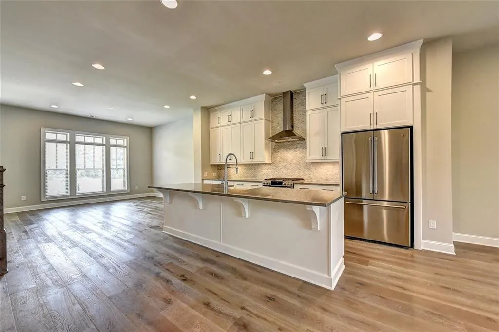 4327 Parkside Place, Atlanta, Georgia 30342, 3 Bedrooms Bedrooms, ,3 BathroomsBathrooms,Residential,Sold,4327 Parkside Place,6502509