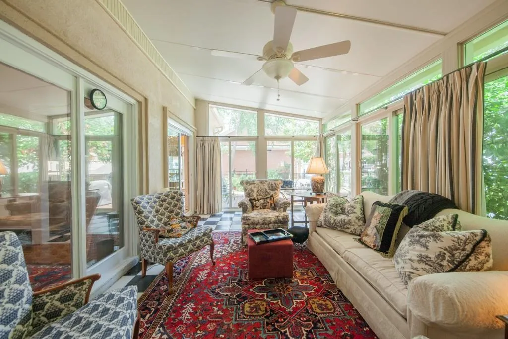 36 Ridgemere Trace, Sandy Springs, Georgia 30328, 3 Bedrooms Bedrooms, ,2 BathroomsBathrooms,Residential,Sold,36 Ridgemere Trace,5865639