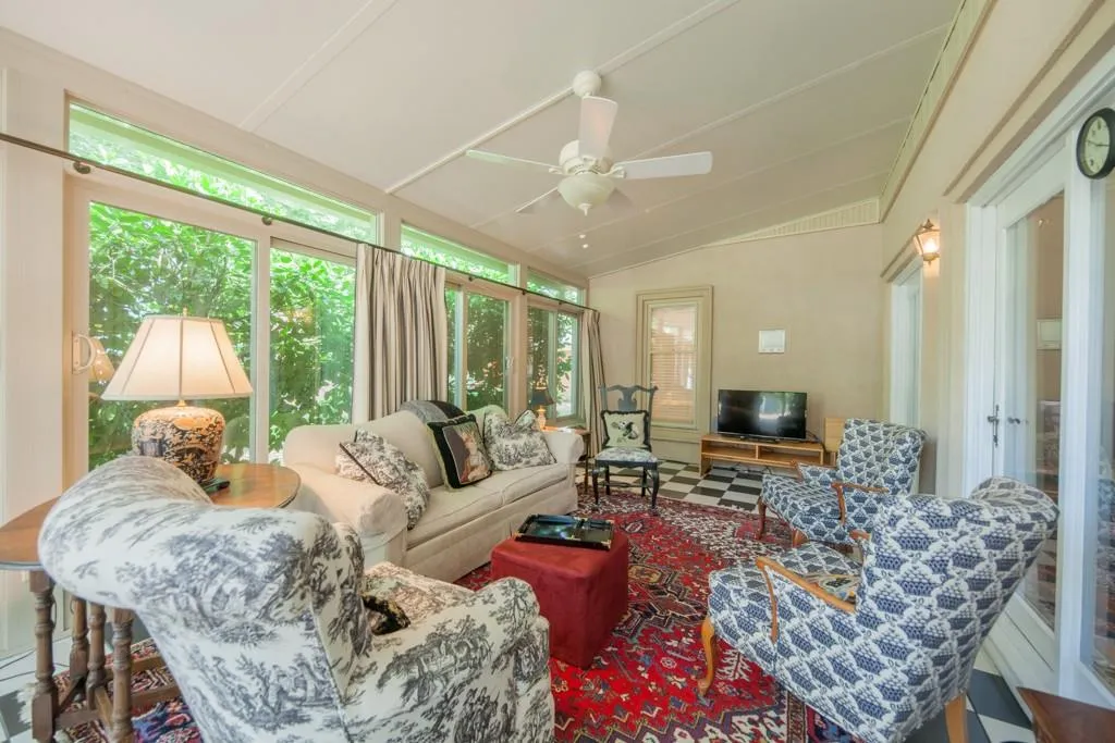 36 Ridgemere Trace, Sandy Springs, Georgia 30328, 3 Bedrooms Bedrooms, ,2 BathroomsBathrooms,Residential,Sold,36 Ridgemere Trace,5865639