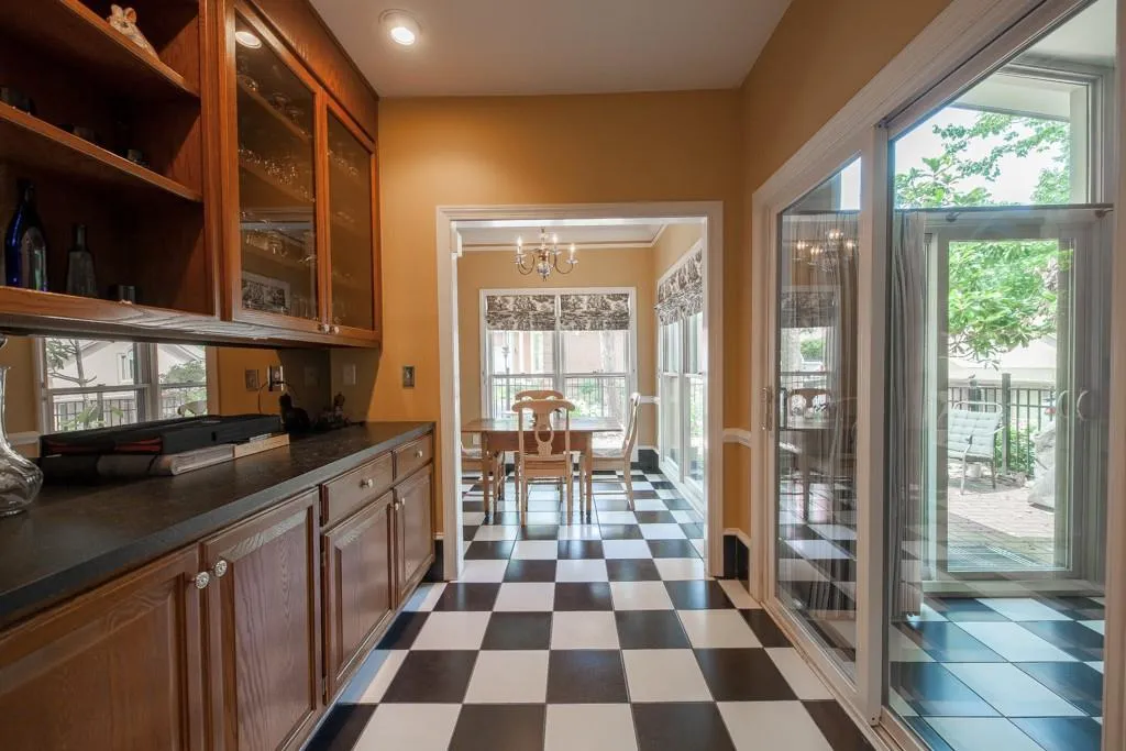 36 Ridgemere Trace, Sandy Springs, Georgia 30328, 3 Bedrooms Bedrooms, ,2 BathroomsBathrooms,Residential,Sold,36 Ridgemere Trace,5865639