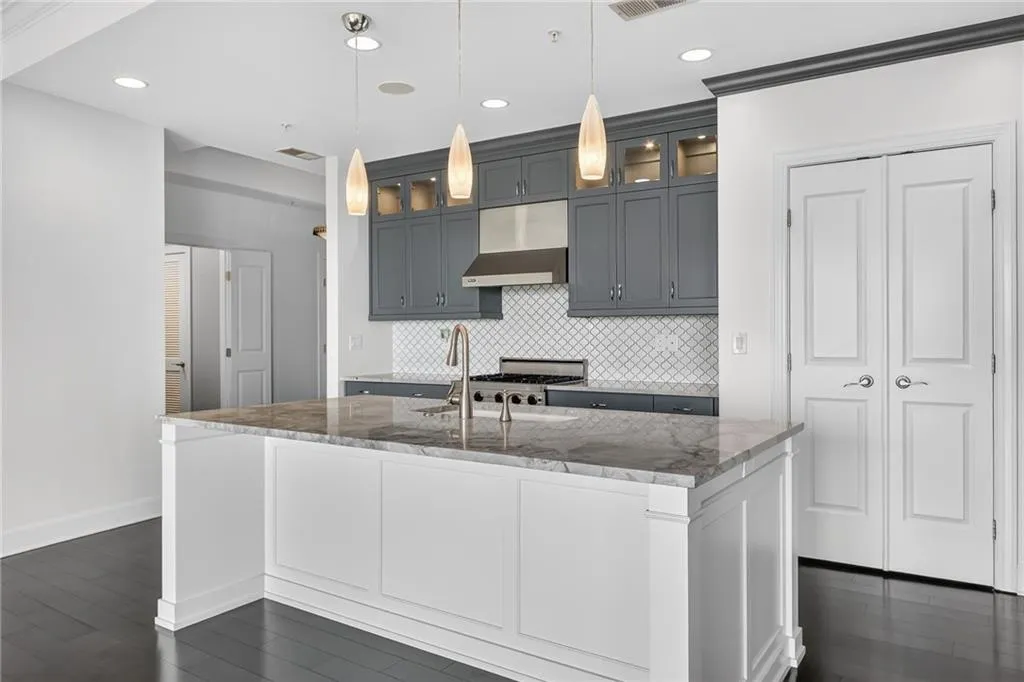 2950 Mount Wilkinson Parkway Se Unit 802, Atlanta, Georgia 30339, 2 Bedrooms Bedrooms, 0 ,2 BathroomsBathrooms,Residential,Sold,2950 Mount Wilkinson Parkway Se Unit 802,7802193