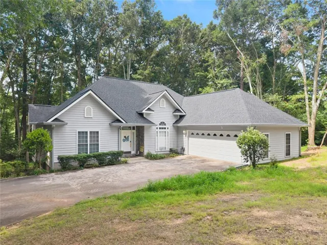 393 Brookwood Drive, Lavonia, Georgia 30553