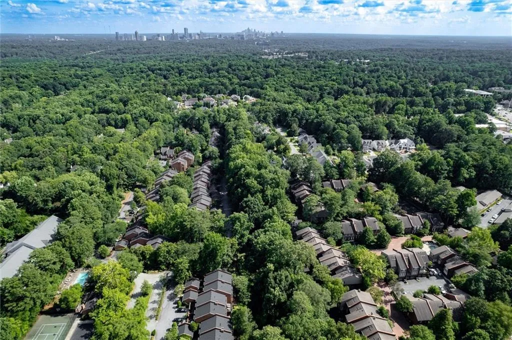 5289 Glenridge Drive, Atlanta, Georgia 30342, 3 Bedrooms Bedrooms, ,3 BathroomsBathrooms,Residential,Sold,5289 Glenridge Drive,7244298